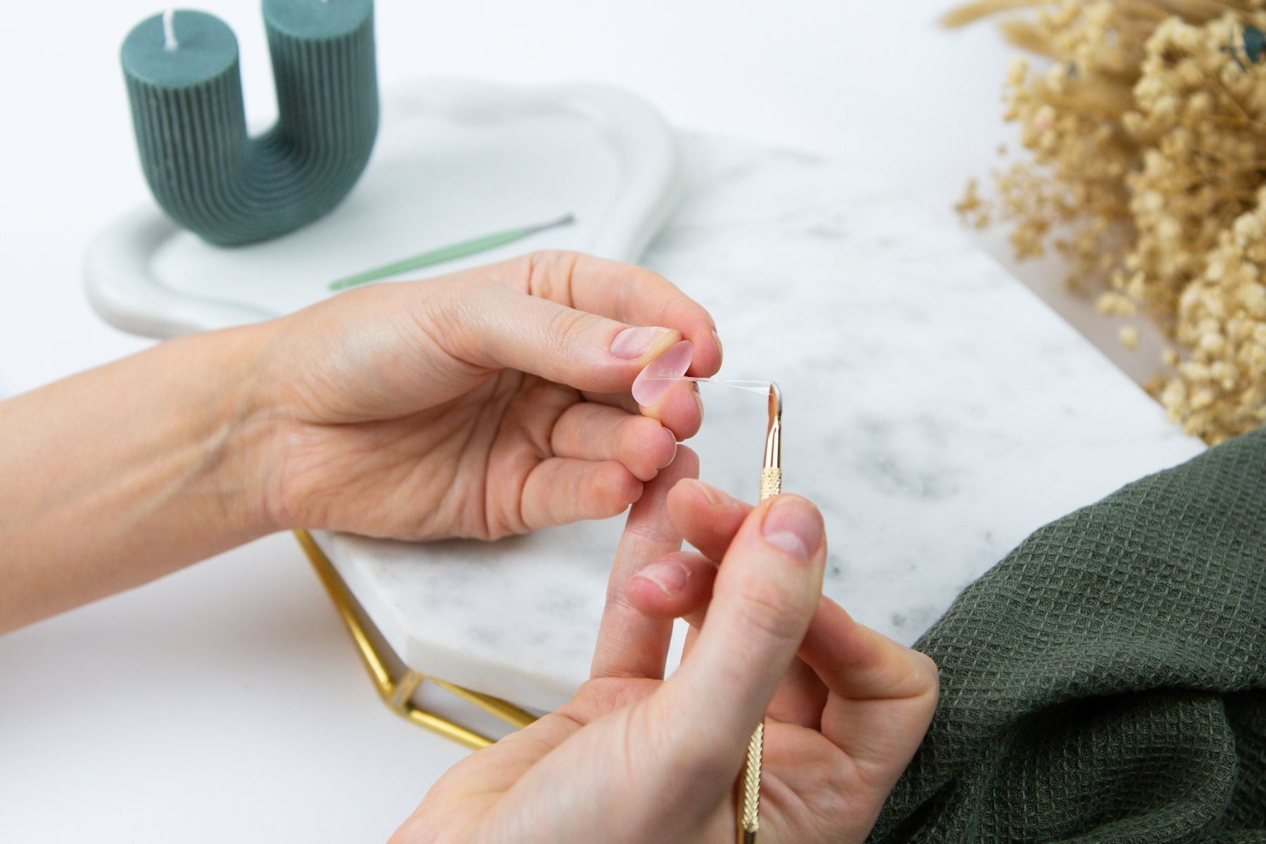 How to Reuse your Loste False Nails