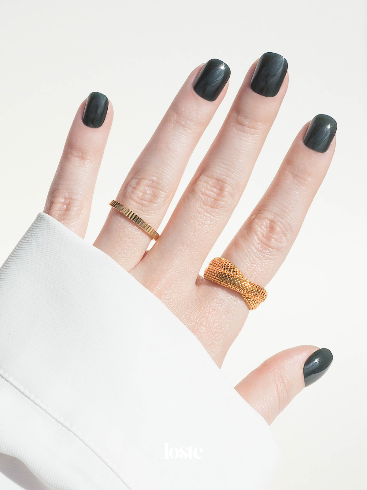 green short false nails with glue